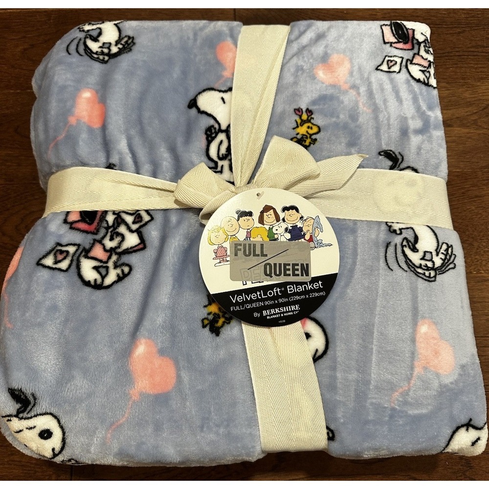 Snoopy Peanuts Purple Plush Soft Couch Bed Throw Blanket Berkshire Full/queen